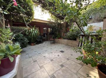 PH · 143m² · 3 Ambientes · 1 Cochera · PH S/exp y C/entr Indep Cunninghame Graham Al 1100