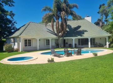 Casa · 360m² · 6 Ambientes · 3 Cocheras · Venta Casa Los Lagartos Country Club