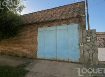 Bodega-Galpón · 227m² · 9 Cocheras · Galpón en Maria Selva
