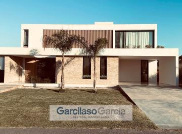 Casa · 233m² · 5 Ambientes · 2 Cocheras · Casa en Venta en Prados del Oeste, Moreno, G. B. a. Zona Oeste