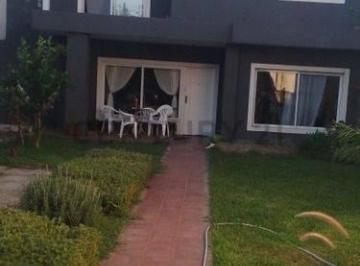Casa · 150m² · 3 Ambientes · Casa en Venta