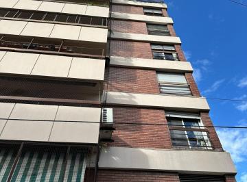 Departamento de 4 ambientes, Barracas · Piso 160 m² con Balcón Terraza y Cocheras