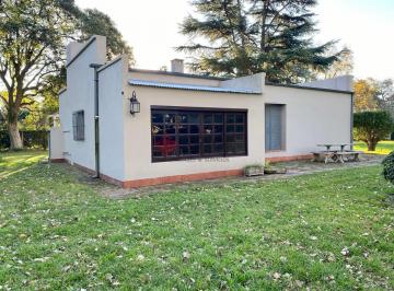 Quinta vacacional · 120m² · 3 Ambientes · Casa - Las Malvinas