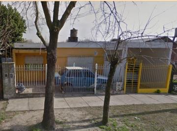 Casa · 98m² · 3 Ambientes · Casa en PH - 2 Dorm. 1 Baño - 135 m² - Altos de Merlo