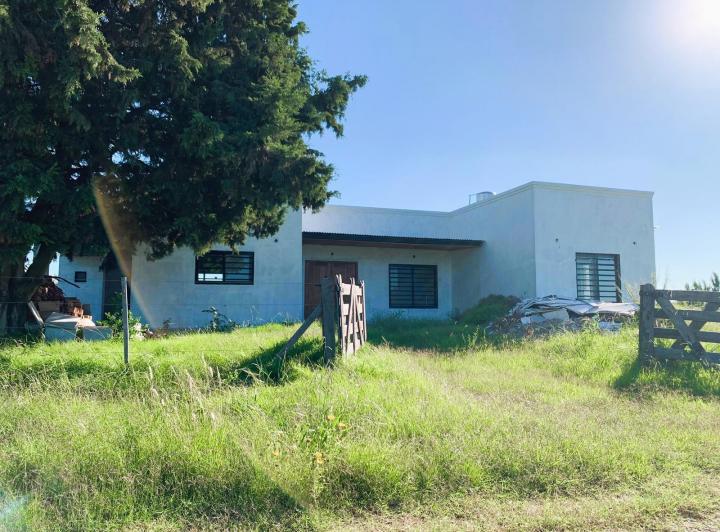 Casa · 150m² · 4 Ambientes · 5 Cocheras