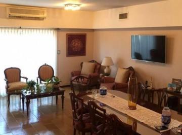 Departamento · 115m² · 3 Ambientes · 2 Cocheras · Vende Dpto. 3 Amb en Remedios de Escalada con Dependencias de Servicio y 2 Cocheras. Excelente Esta