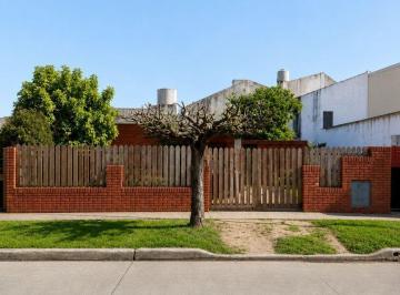 KNK-KNK-4879_2 · Oportunidad Casa 3 Amb Barrio Marina Escucha Ofertas