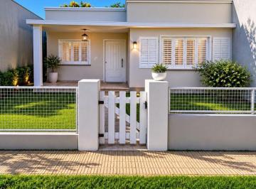 KNK-KNK-4880_2 · Oportunidad Casa Fondo Libre Lote 200 m² Escucha Ofertas