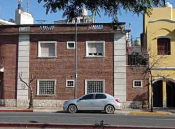 PH de 4 ambientes, Córdoba · Increible Oportunidad en Calle Oncativo Esquina Bv. Guzman Frente Al Río.