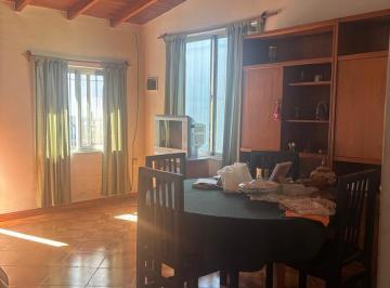 PH · 45m² · 2 Ambientes · Alquiler de PH en Muy Buen Estado con Jardín en Martinez