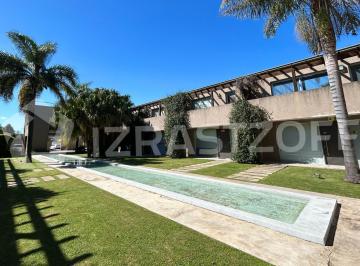 Departamento · 73m² · 3 Ambientes · 2 Cocheras · Studio Apto Profesional en San Isidro