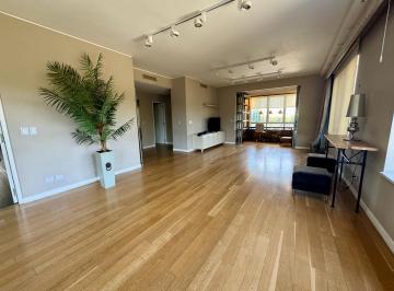 Departamento · 240m² · 4 Ambientes · 2 Cocheras · Semi Piso en Alquiler en El Faro Puerto Madero