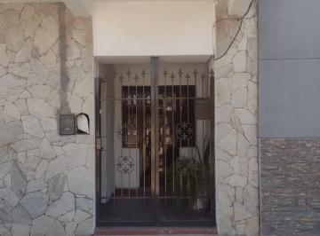 Departamento de 5 ambientes, Resistencia · Propiedad Zona Centro (Solo Apto Oficinas / Consultorios)