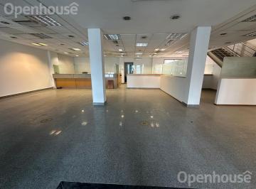 Local comercial · 600m² · Alquiler - Edificio de 600 m² en 3 Pisos - Pilar