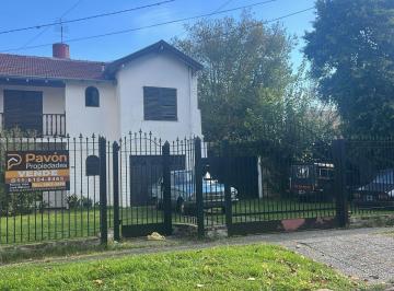 Casa · 200m² · Excelente Casa con Enorme Terreno
