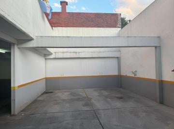 Garage , Villa del Parque · Dos Cocheras Amplias en Villa del Parque