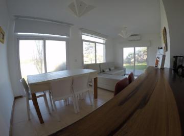 Casa · 65m² · 3 Ambientes · Casa en Venta - 2 Dorm. 1 Baño - Balcon - 65 m² - Villa Gesell