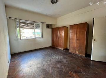 PH · 67m² · 3 Ambientes · PH Venta 3 Amb Vte Lopez C/ Terraza P/ Inversión