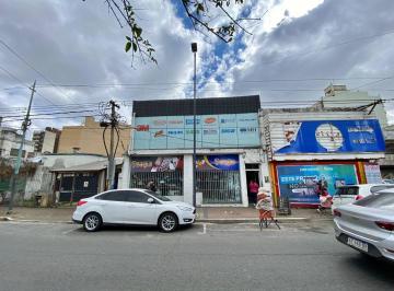 Local comercial · 459m² · Venta Local Deposito Berazategui 459 m