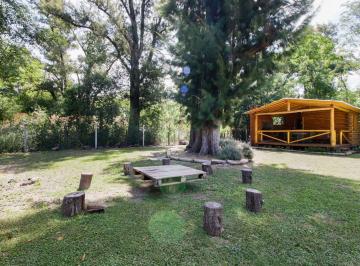 Quinta vacacional · 10m² · 1 Dormitorio · Venta Quinta en Parque Jularo con Pileta y Cabaña