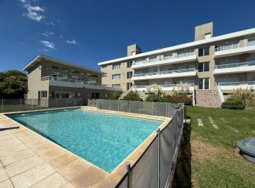 Departamento · 63m² · 3 Ambientes · 1 Cochera · Venta Departamento Las Gaviotas 3 Amb 300 m del Mar