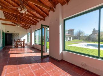 Quinta vacacional · 509m² · 4 Dormitorios · Casa Quinta Barrio La Celia
