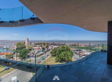 Departamento · 195m² · 5 Ambientes · 2 Cocheras · Formum 3dorm en Suite Servicio Gaje X 2, Vista Rio