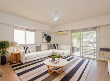 Departamento · 74m² · 4 Ambientes · 1 Cochera · Venta Dpto 4 Amb Versalles Permuta Apto Credito