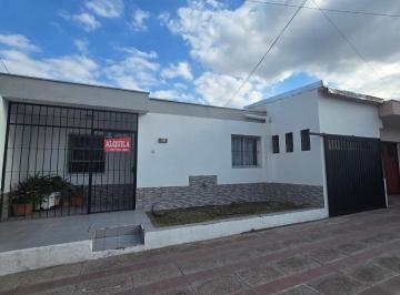 Casa de 6 ambientes, Maipú · Alquilo Casa en Barrio San Eduardo de Luzuriaga Maipu