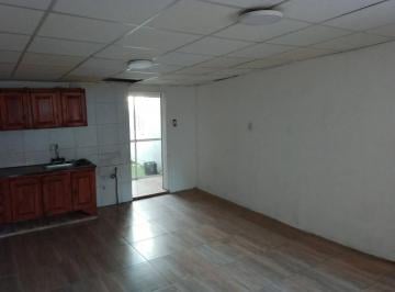 Casa de 4 ambientes, Rosario · Venta Casa Pasillo Unico 3 Dorm. Quincho. Matheu