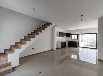 PH · 184m² · 4 Ambientes · Venta, PH, 4 Amientes, Jardin, Santos Lugares, Saenz Peña
