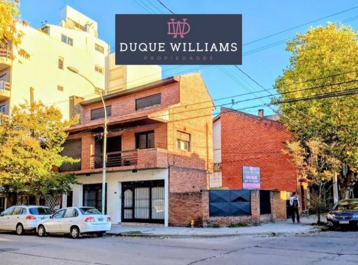 PH · 143m² · 4 Ambientes · 3 Cocheras