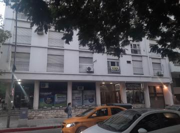 Departamento de 6 ambientes, Córdoba · Dpto. - Blvd. Pte. Arturo Umberto Illia 296 - Nueva Cordoba