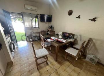 Casa · 100m² · 5 Ambientes · 1 Cochera · Casa en Venta Barrio Cementista Las Heras