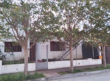 PH · 156m² · 5 Ambientes · 1 Cochera · Casa 3 Dorm + Depto 1 Dorm Escobar Cordoba