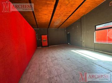 Local comercial · 260m² · 8 Ambientes · Local de 8 Ambientes en Alquiler Ubicado en Castelar