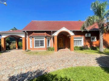 Casa · 389m² · 6 Ambientes · 2 Cocheras · Venta Casa Quinta 6 Ambientes en Cardales