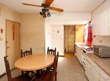 Departamento · 83m² · 4 Ambientes · Venta Dpto 4 Ambientes Semipiso 88 m Luminoso