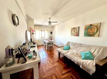 Departamento · 70m² · 3 Ambientes · 1 Cochera · Se Vende Semipiso 2 Dor y Cochera 9 de Julio 1800