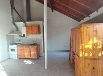 Departamento de 2 ambientes, Córdoba · Implecable Mono con Patio en Hermosa Zona! Sin Expensas!