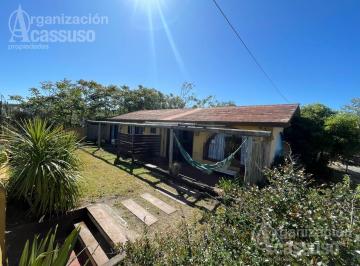 Casa · 250m² · 6 Ambientes · 2 Cocheras · Casa en Las Grutas 4 Dorm. 3 Baños Parrillero Mar