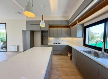 Casa de 4 ambientes, Malagueño · Valle del Golf - Casa - 3 Dormtiorios