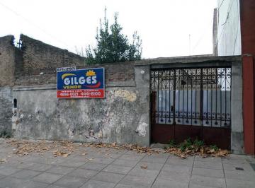 Terreno · 260m² · Venta Lote de 8,76 X 29,71 m² en Mataderos - Muy Buena Ubicación