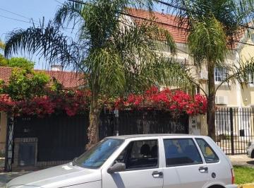 Casa de 3 ambientes, Vicente López · Alquilo Chalet en Carapachay