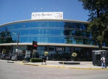 imagen1 · Departamento en Alquiler Anual con Cochera - Luminoso con Balcón
