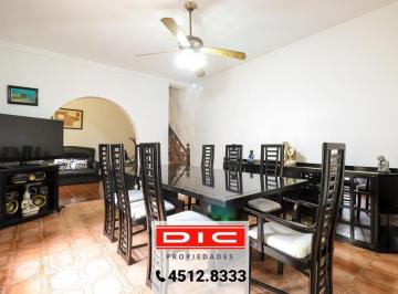 Casa · 95m² · 4 Ambientes · Casa 3 Dorm. Venta - Jose Leon Suarez