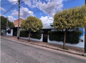 Casa de 8 ambientes, Córdoba · Bº Alto Alberdi - Casa en Venta - Apto Credito