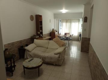 Departamento · 60m² · 3 Ambientes · 1 Cochera · 3 Ambientes Al Frente con Patio y Guarda Coche