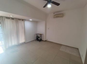 Casa · 62m² · 3 Ambientes · Casa 2 Dorm. Alberdi