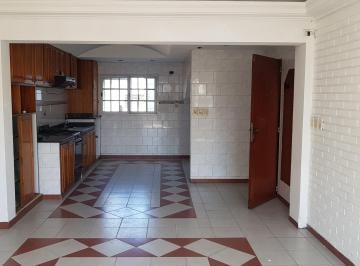 Departamento de 3 ambientes, Tres de Febrero · Departamento en 1er. Piso Unico, 3 Amb con Balcon a La Calle, Muy Buen Estado!